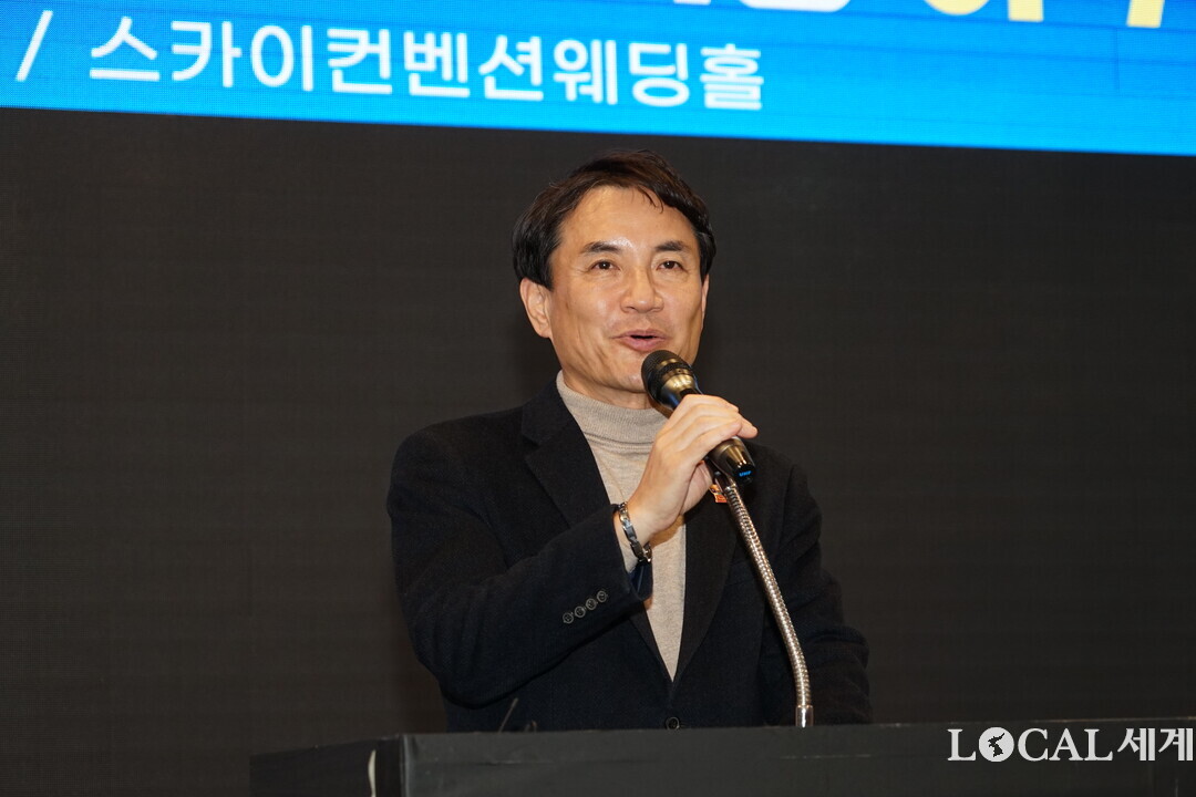 축사하는 김진태 도지사