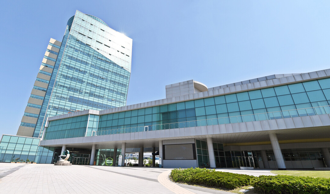 한국농수산식품유통공사 본사 전경