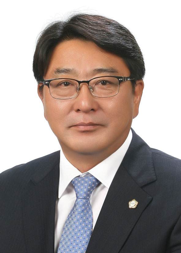 최규만 위원장
