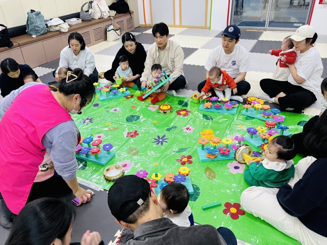 찾아가는 우리동네 육아센터 프로그램 운영. 용인시 제공