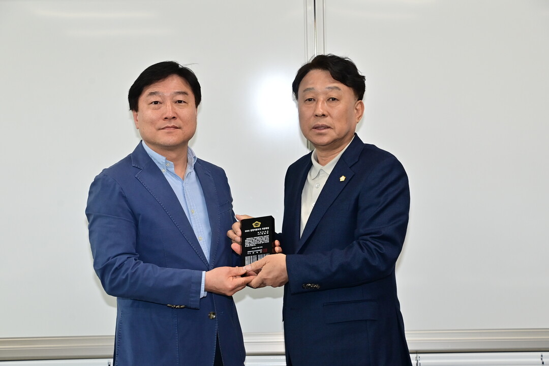 제251차 강원특별자치도 시군의회의장협의회 월례회에서 김동완 화천군의원이 