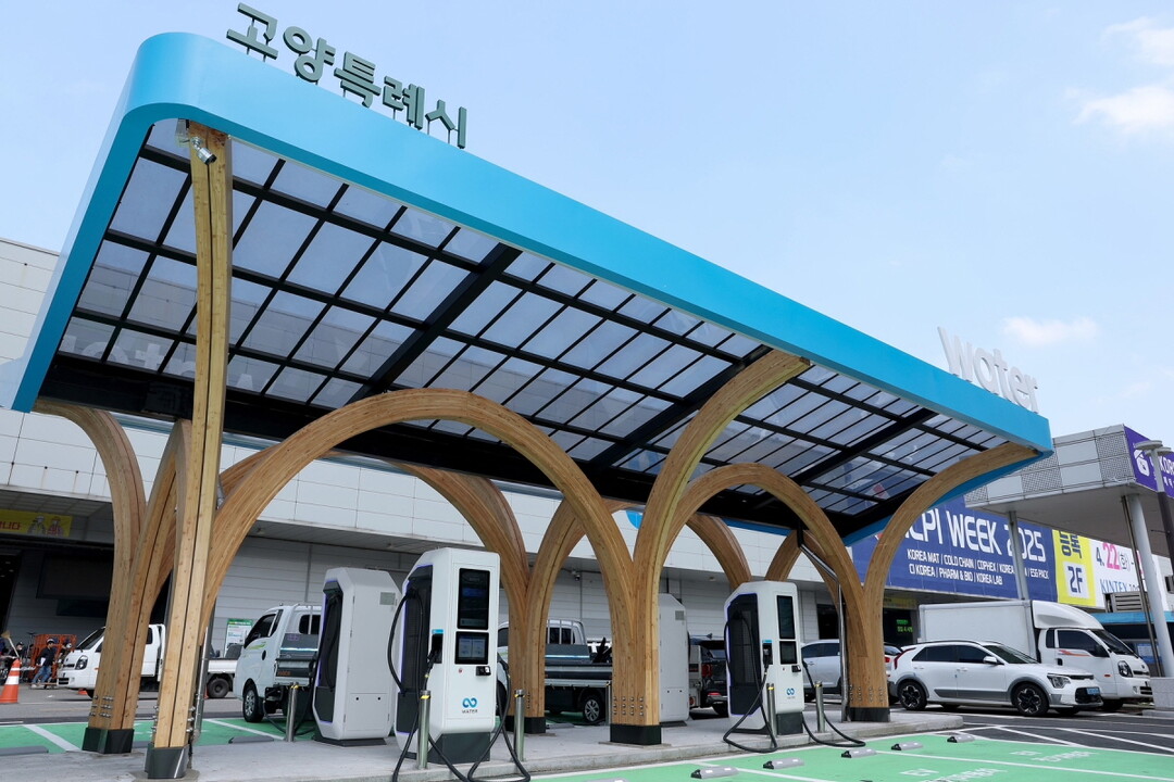 킨텍스 내 ‘전기차 집중형 급속충전소