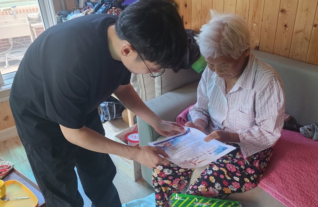 경북시각장애인연합회 의성지회 폭염 대비 취약계층 안전을 위한 활동 개시. 의성군 제공