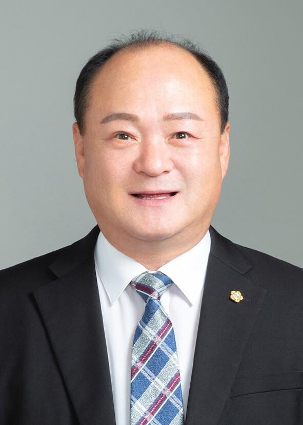 류인출 도의원