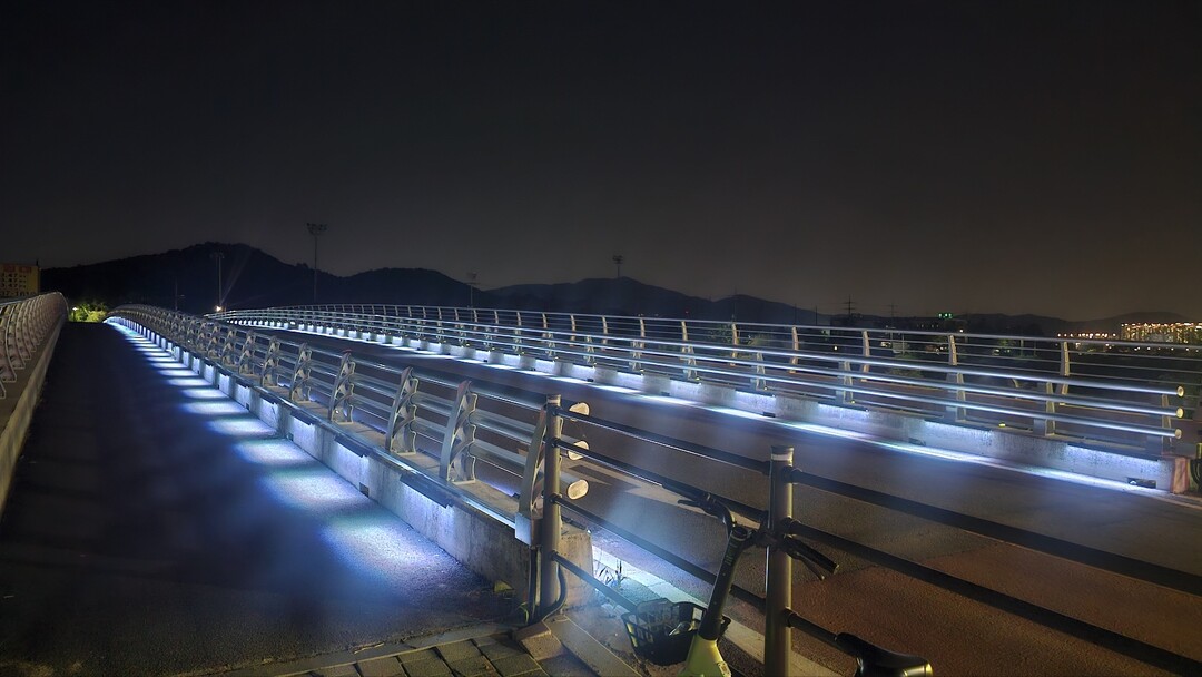 경안천교에 설치한 야간 조명. 용인시 제공