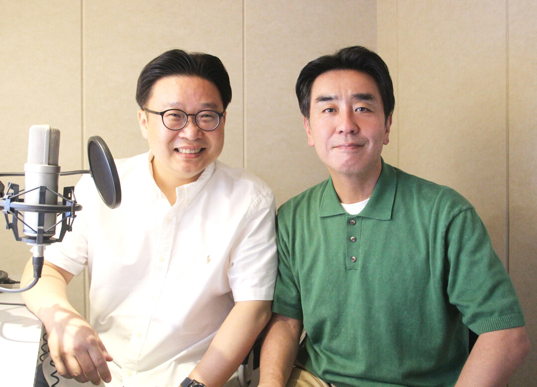 이번 영상을 기획한 서경덕 교수와 내레이션을 맡은 배우 류승룡

