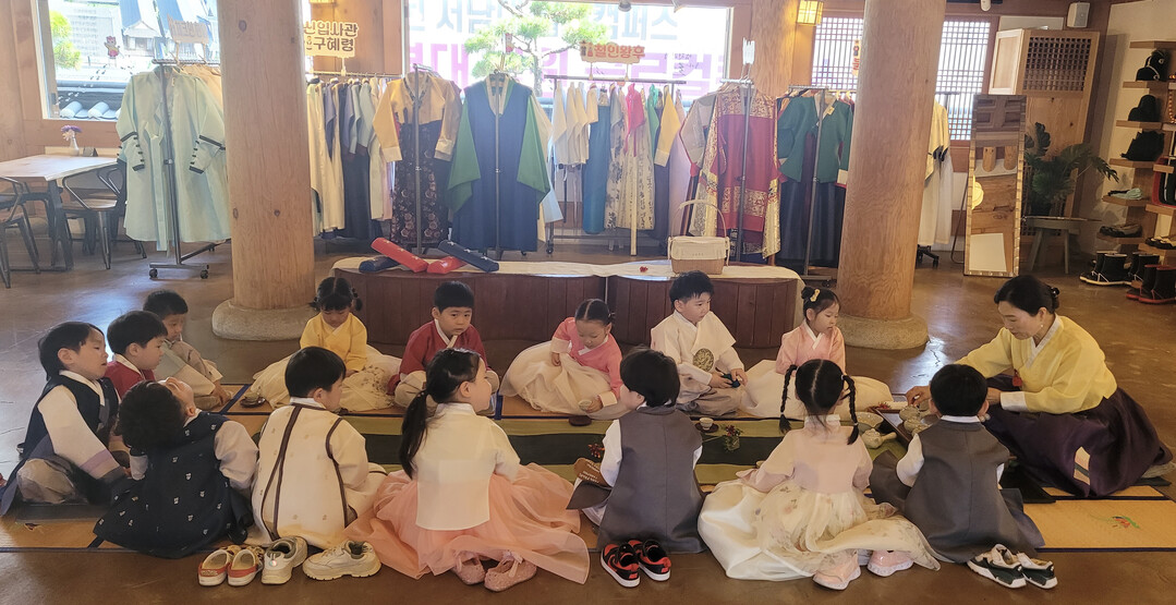 남원시 화인당, 한복 입고 즐기는 여름 체험행사 개최. 남원시 제공