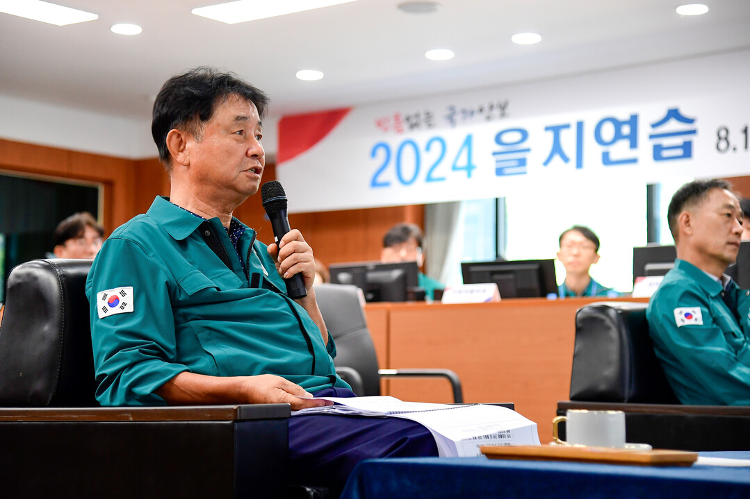지난해 을지연습을 지휘 중인 최문순 화천군수