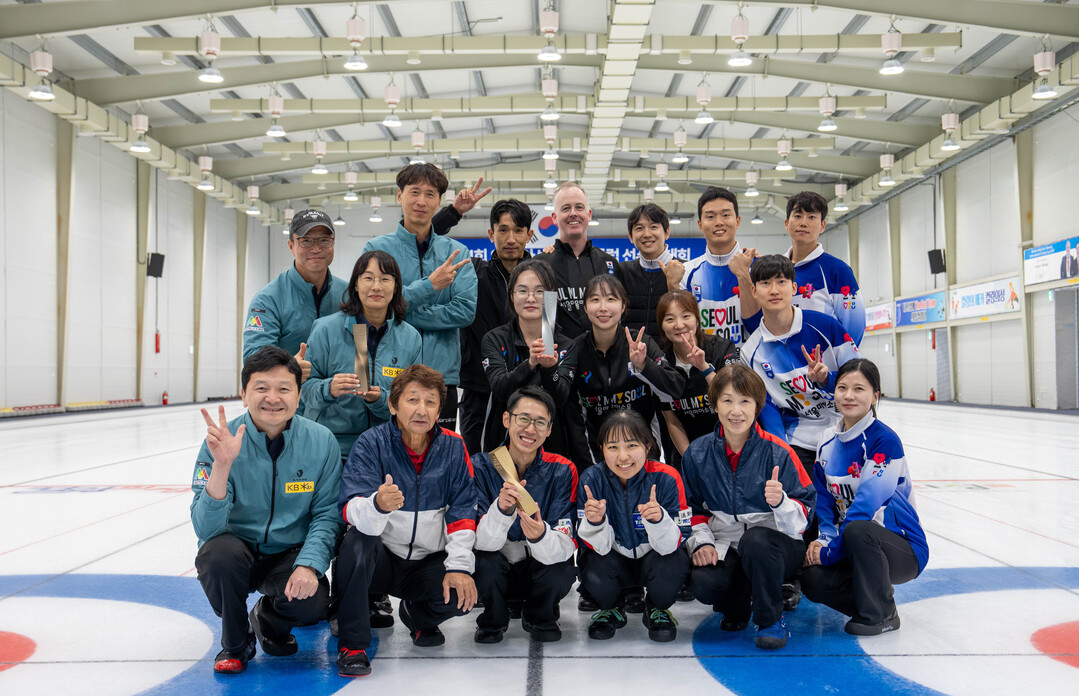 제1회 아시아컬링클럽선수권대회 시상식