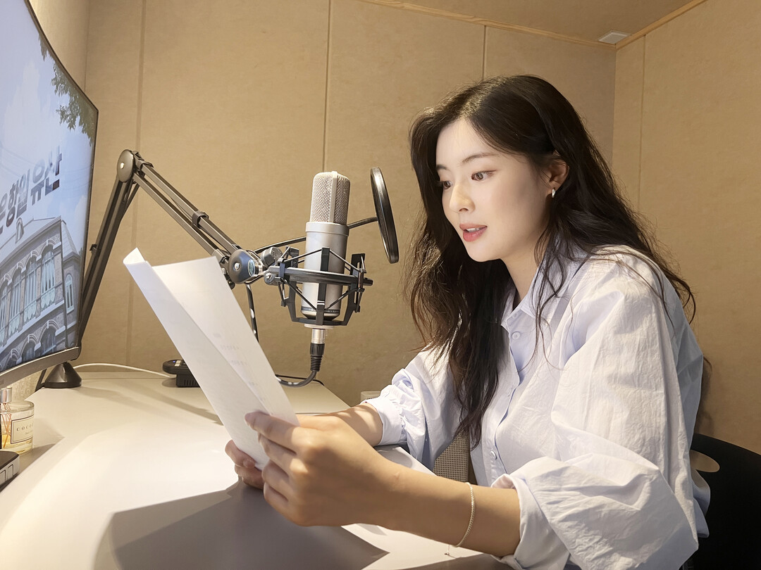 이번 영상의 내레이션에 참여한 배우 이선빈