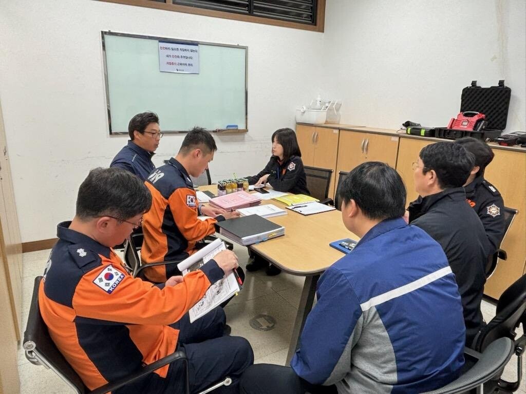 춘천소방서가 데이터센터 유관기관 합동 특별소방검사를 실시했다