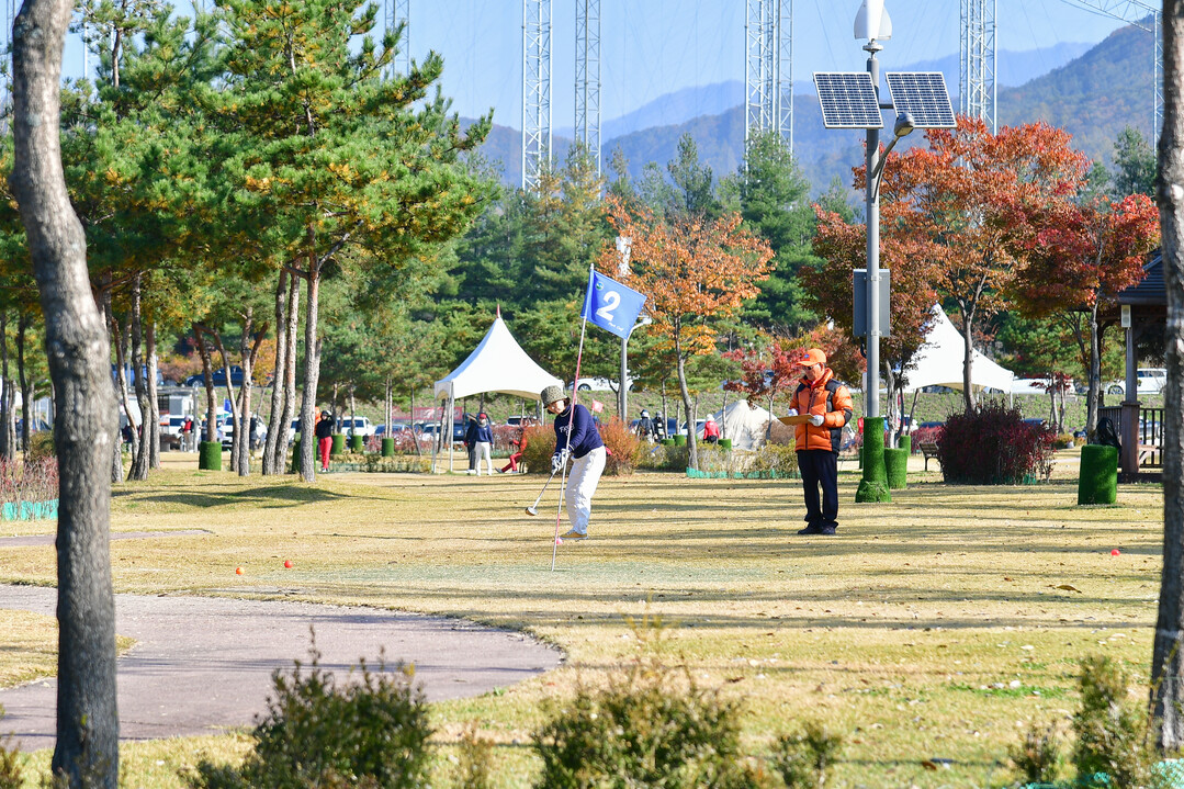  2025 연합뉴스TV-화천군 왕중왕전 전국파크골프대회 1차 예선전이 시작됐다