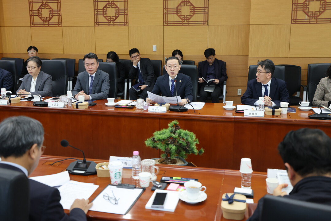 AI 대전환 시대, 관세행정 미래성장...