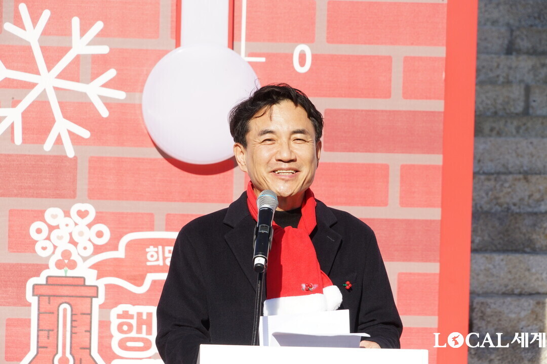 김진태 도지사가 강원사회복지공동모금회 ‘희망 2026나눔캠페인’ 출범식에서 나눔 메시지를 전달하고 있다