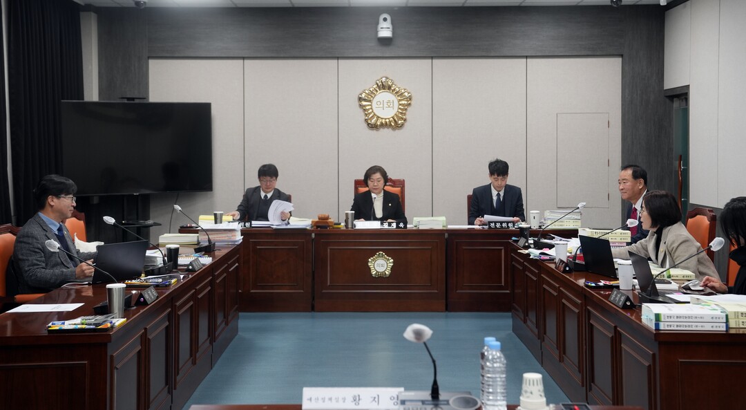 제288회 제2차 정례회 제1차 예산결산특별위원회 모습. 태백시의회 제공