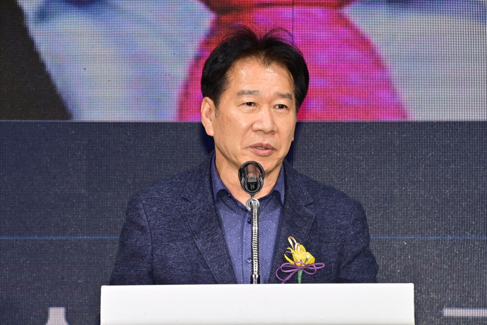 류희상 의장이 재경화천군민회 