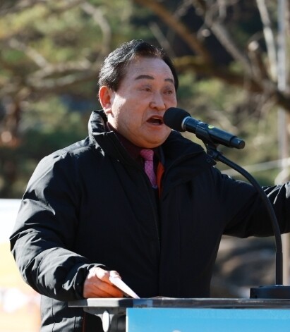 권오영 울산평화대사협의회장이 축사를 하고 있다.
&nbsp;