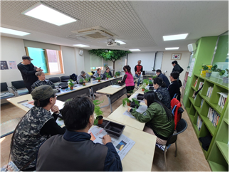 서울강북지역자활센터 디딤돌사업단의 프로그램이 진행되고 있다.