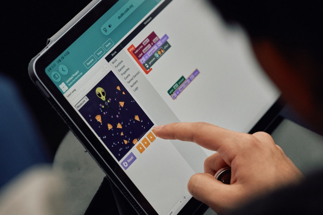 폐광지역 스쿨어택 이벤트 진행 (지난 3일 화순고 IT교육 실습)