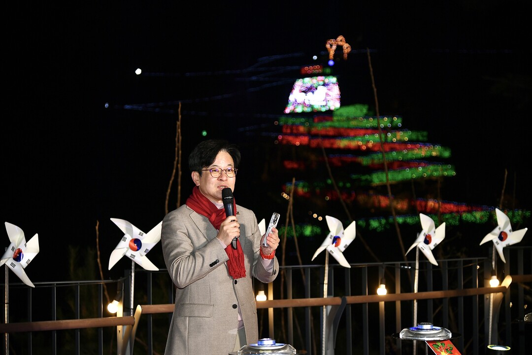인사말을 전하고 있는 김병수 시장&nbsp;