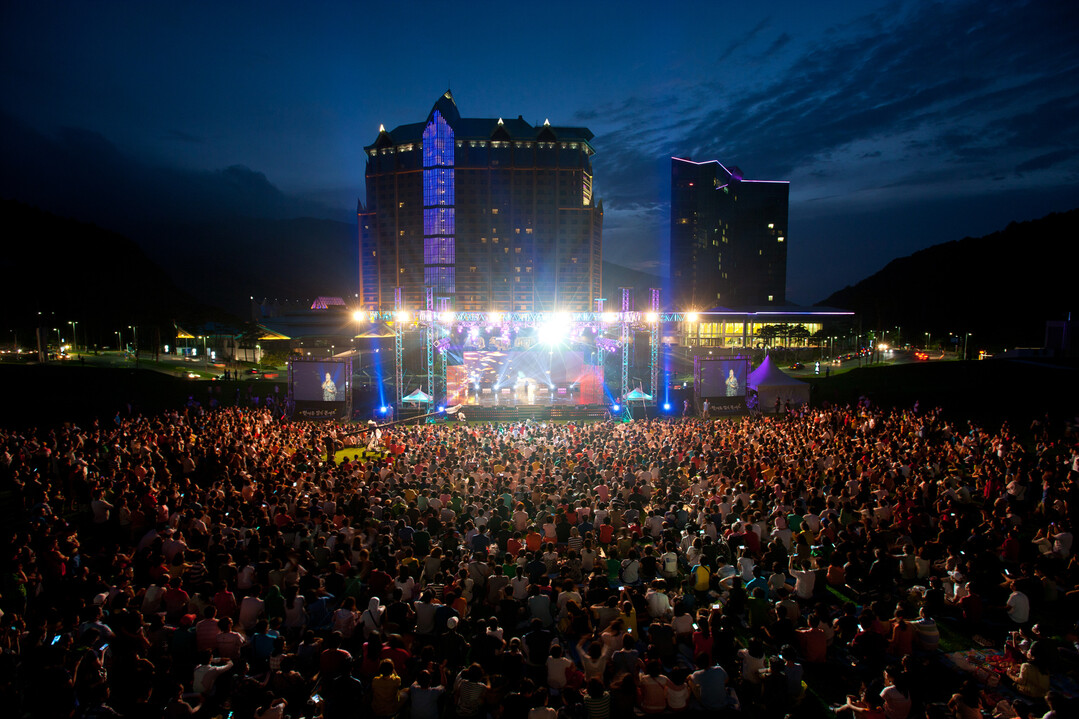 하이원리조트 여름성수기 공연. 강원랜드 제공