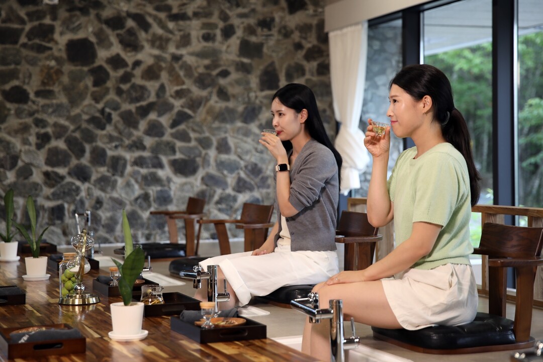 하이원리조트, 네이처힐링존 따뜻한 차와 함께 즐기는 한방 족욕 프로그램