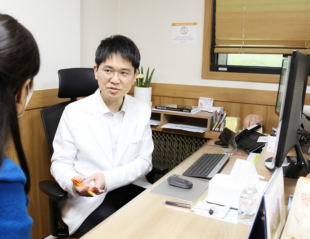 겨울 탓으로 넘긴 수족냉증, 피부색 ...