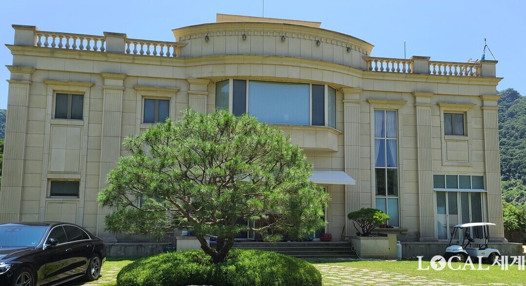 경기도 가평군 청평면에 위치한 신천지예수교증거장막성전(신천지예수교) 평화의궁전 전경. 로컬세계 자료사진