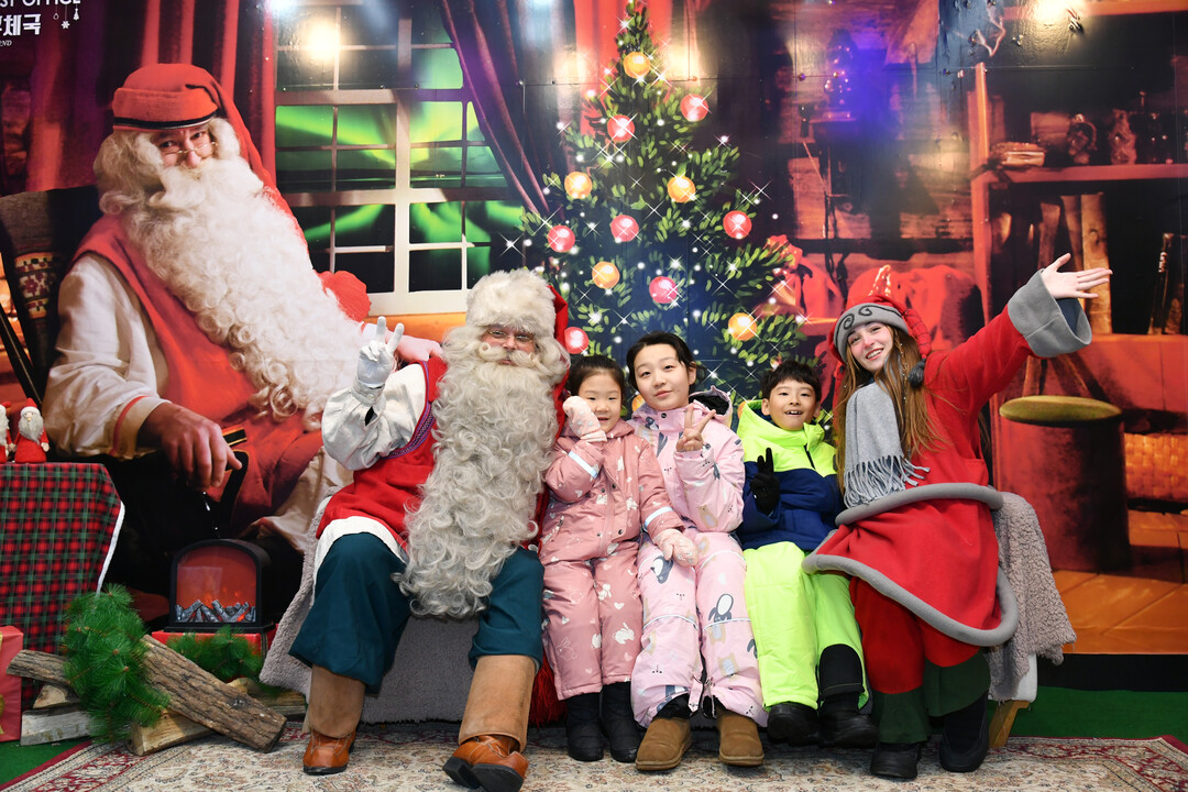 화천산천어축제 인기 비결 ‘얼음낚시 ...