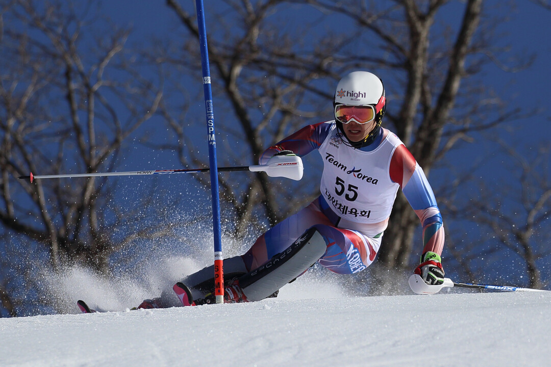  알파인스키 정동현 선수. 하이원리조트 제공