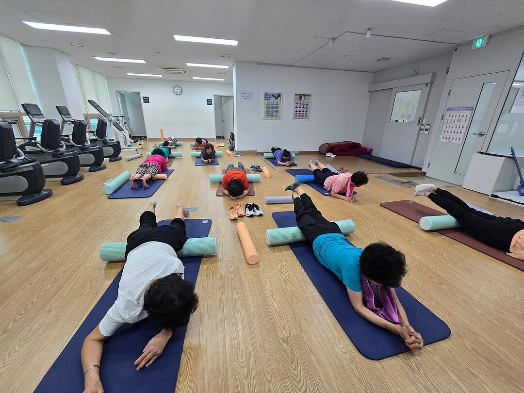 지난해 기흥구보건소에서 진행한 노쇠예방관리사업 프로그램 참여 모습. 용인시 제공