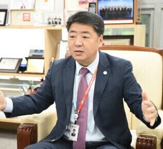 오은택 부산 남구청장 '갑질 행정 논란' 관련, 정면돌파 선언