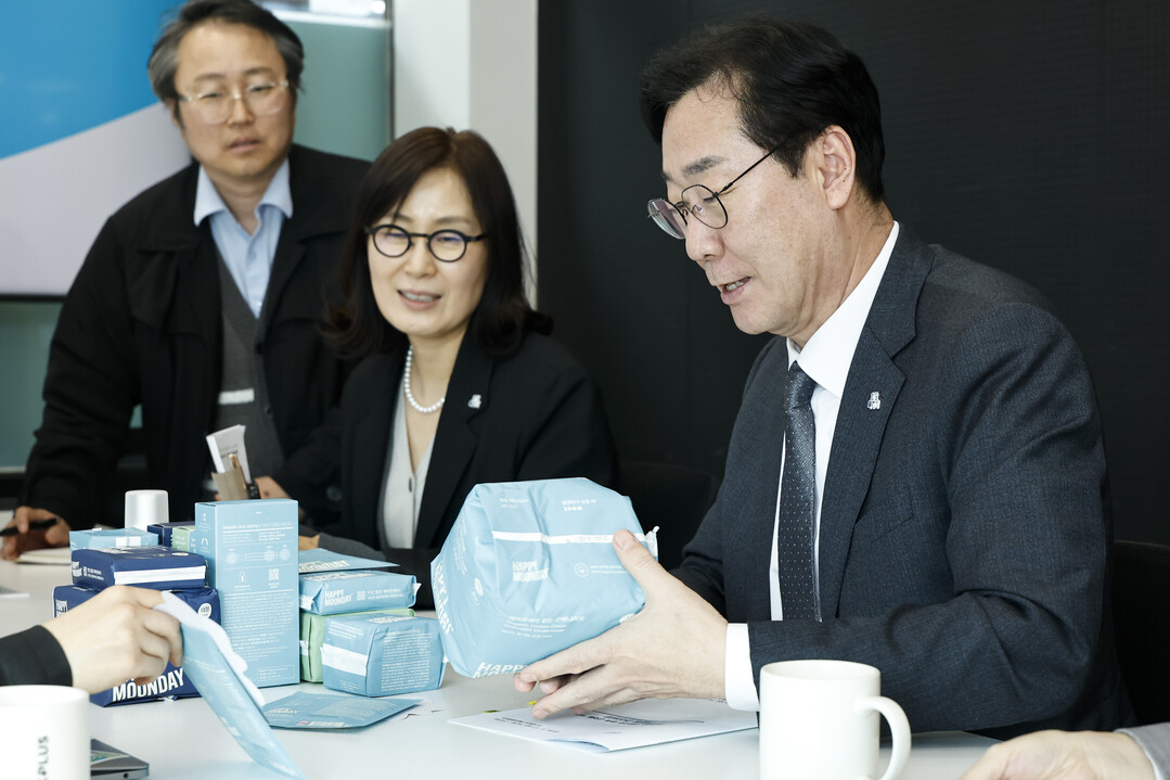 [이슈]공공형 생리대 도입 속도…화성특례시, 가격안정·월경 기본권 보장 본격화