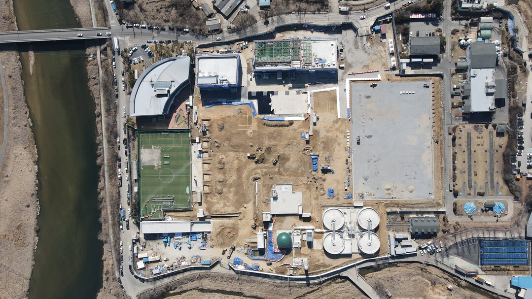 &nbsp;6월 용인에코타운조성사업 준공을 앞두고 마무리 공사가 진행되고 있는 용인레스피아 전경. 용인시 제공