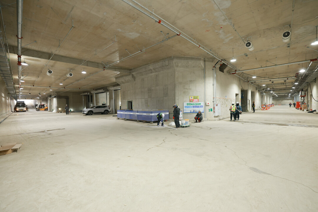 6월 용인에코타운조성사업 준공을 앞두고 마무리 공사가 진행되고 있는 포곡 레스피아 공사현장