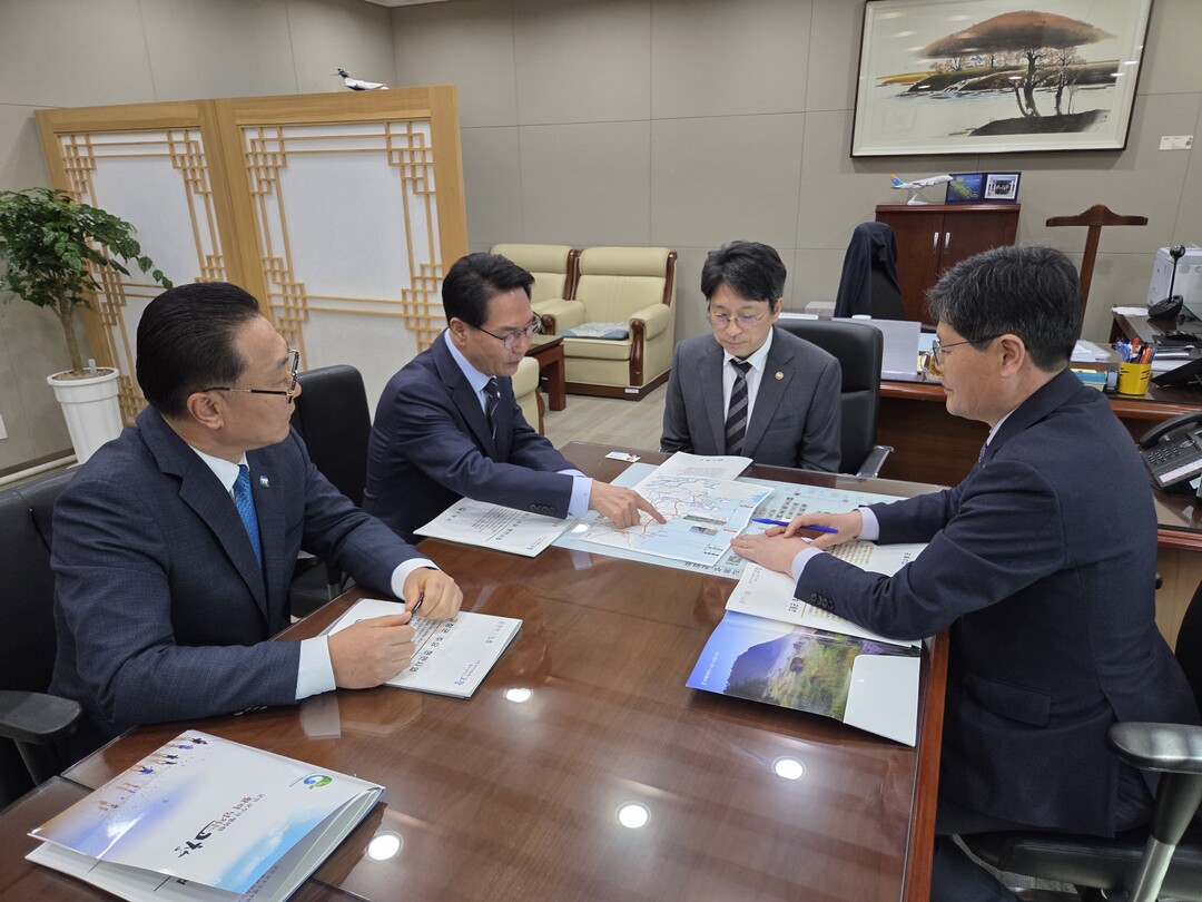 고창군수, 국토부 제2차관 면담.. ...