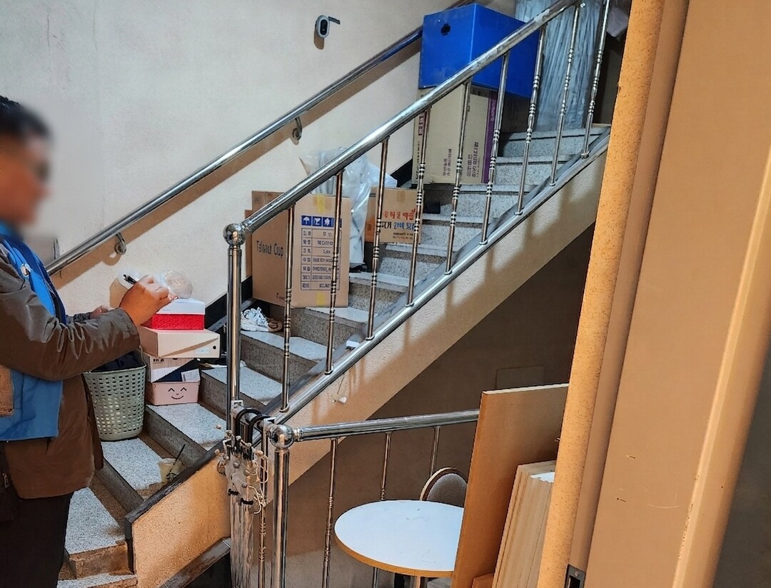 숙박시설 점검 모습. 중구청 제공