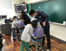 손 씻기 교육 장비 뷰밧스 체험.식약청 제공