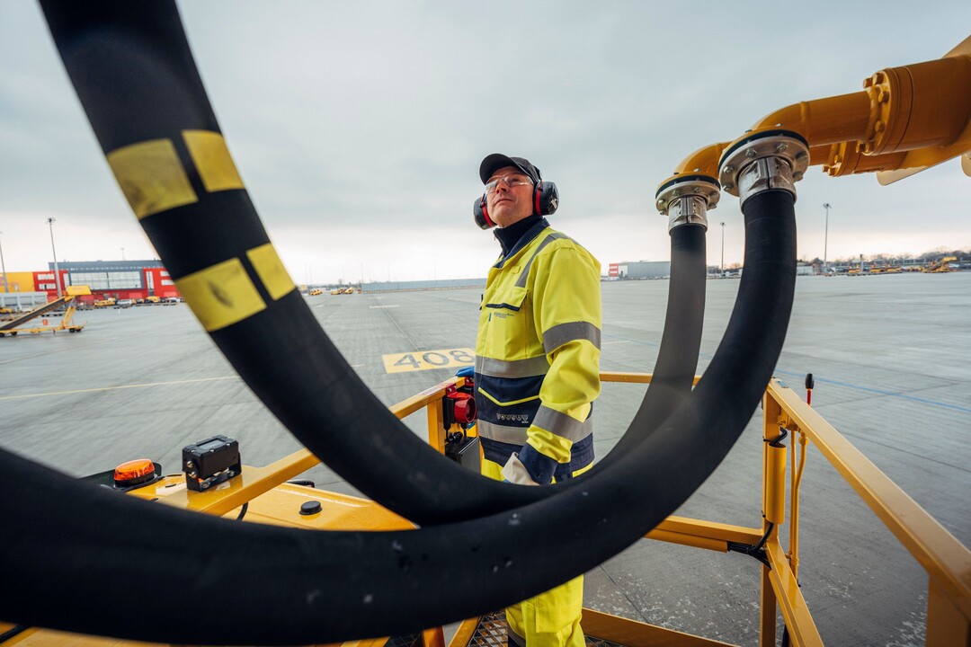 DHL, IAG 카고와 지속가능항공유 협력 대폭 확대