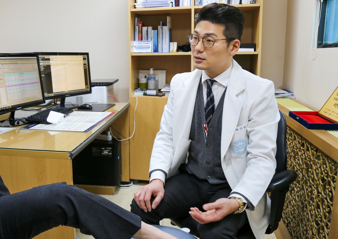 야외 활동 시즌 시작, 발목 삐끗했을 때 가장 취약한 인대는