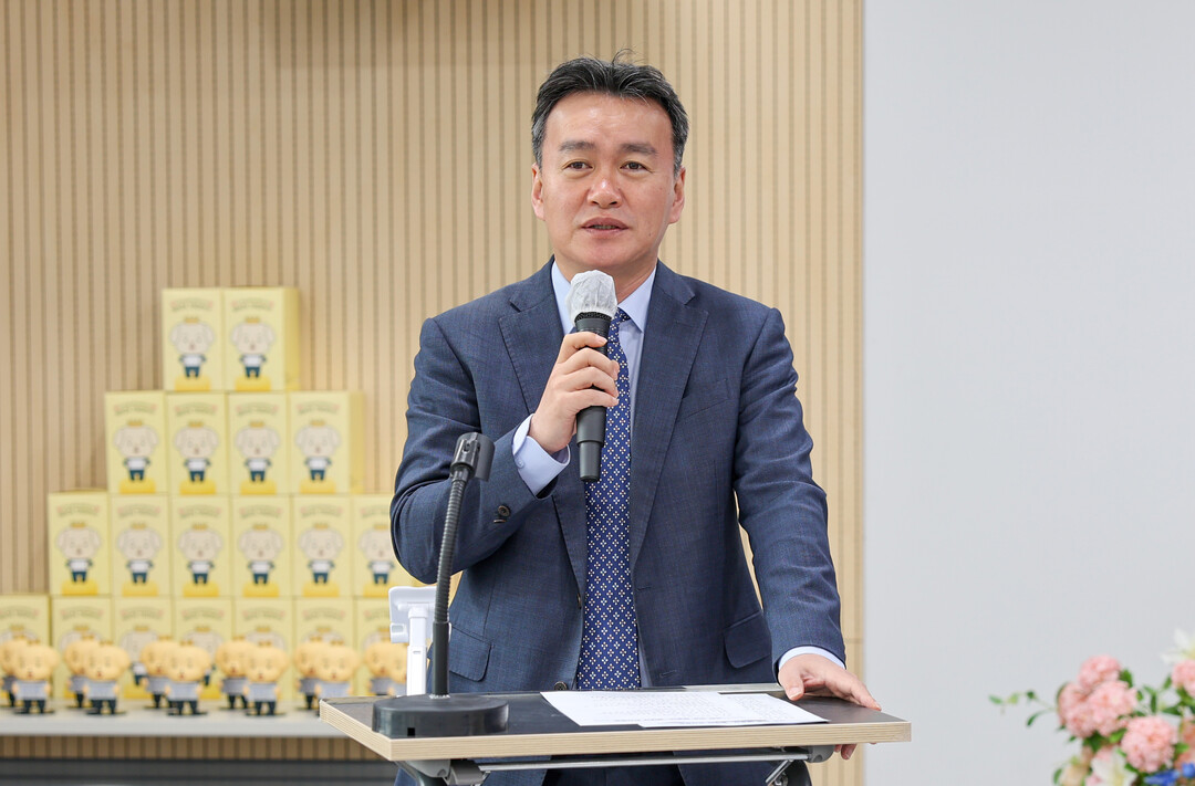 이종욱 관세청 차장이 22일 부산세관에서 열린 2026년 국민 바로 해결단 발대식에서 모두발언 하고 있다. 관세청 제공