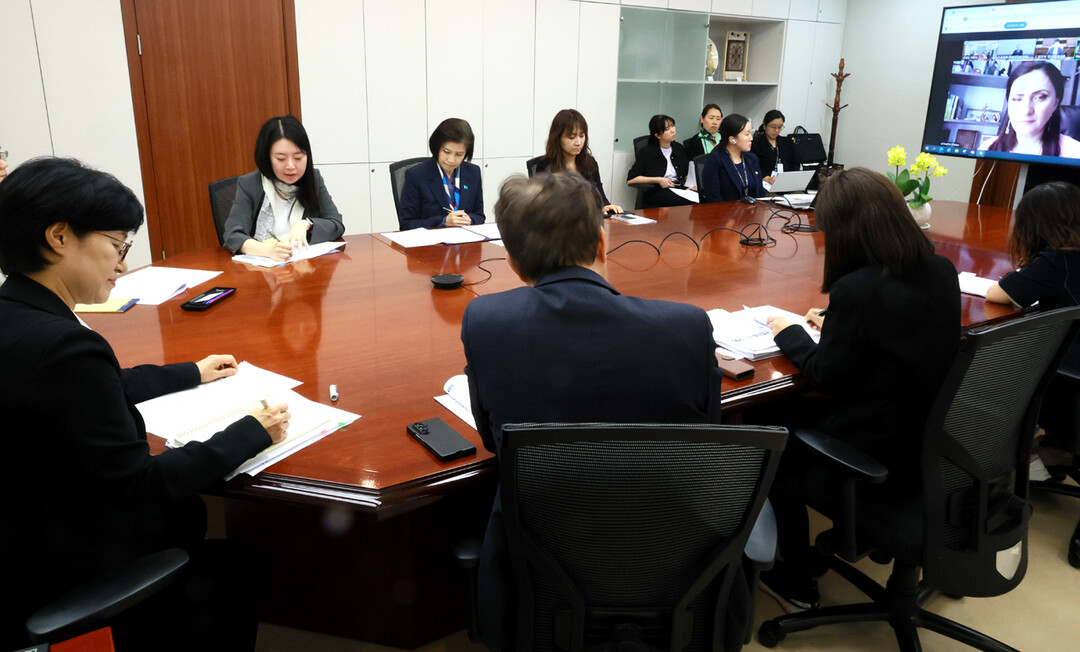 유니세프 한국위원회, 촉법 연령 토론 위한 유엔아동권리위원장·정부 관계 부처 간담회 진행 