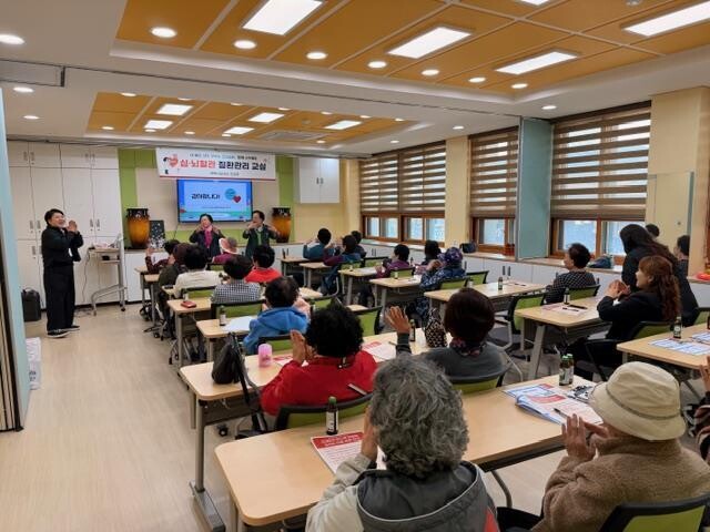 태백시 보건소, 심뇌혈관질환 예방을 위한 질환관리 교실 운영. 태백시 제공