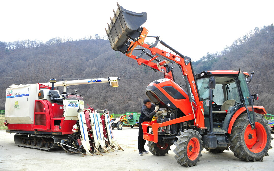 화천군이 운영 중인 농기계 임대 사업(화천군청 제공)
