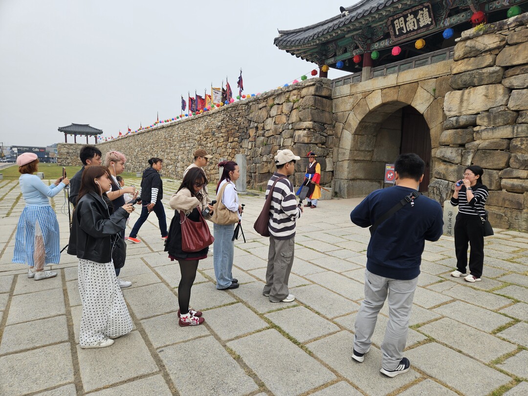 충남도, 필리핀 250만 팔로워에 천...