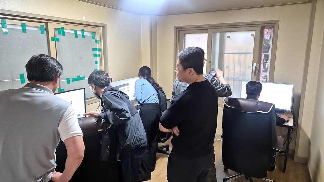 26일 정선군 일대에서 진행된 불법도박 및 사행성게임 합동 단속. 강원랜드 제공