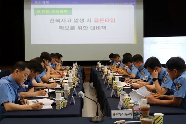 군산해경, 짙은 안개 속 선박 충돌 ...