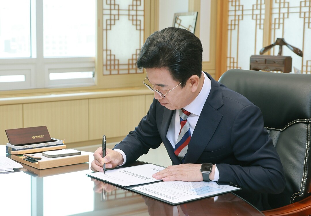허태정 대전시장이 1일 취임 1호 결재는&lsquo;취임 100일 프로젝트&rsquo;(수시) 1.jpg