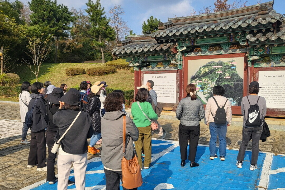 아람누리도서관 길 위의 인문학 탐방 프로그램