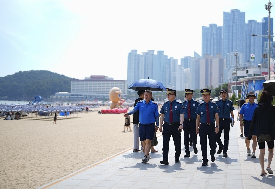 김성희 부산경찰청장, 해운대·광안리 ...